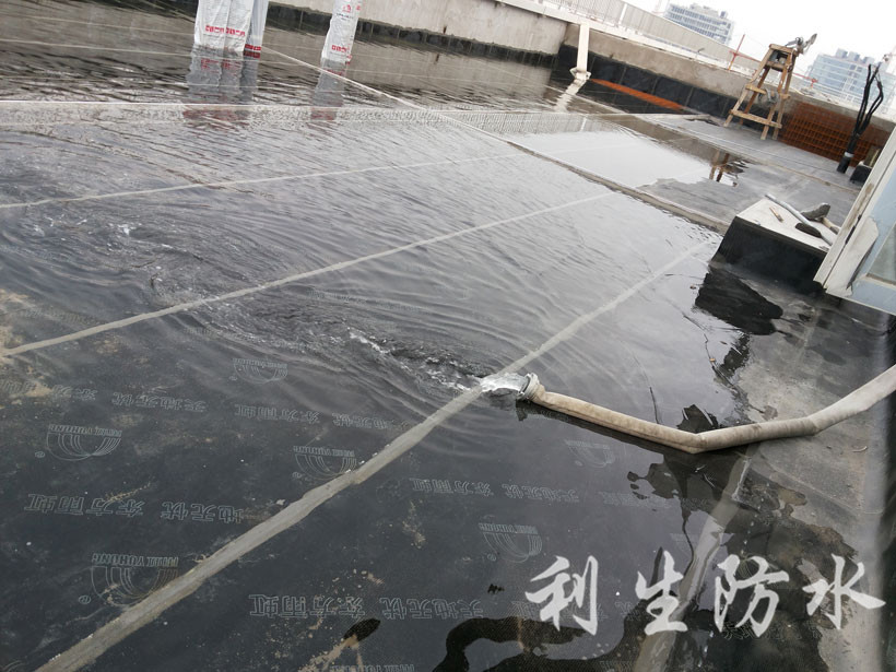 屋面卷材做防水實驗