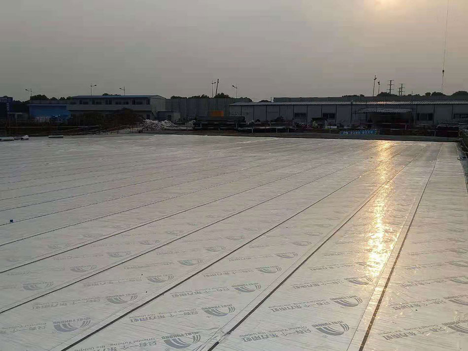 基礎做自粘防水材料